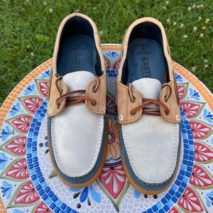 Vintage Eastland 2-Eye Boat Shoes Men's 9.5E Blue Tan Leather Made in USA Vibram